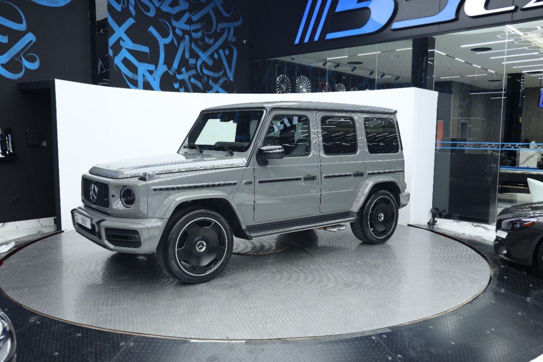 Mercedes-Benz AMG G63 view 17